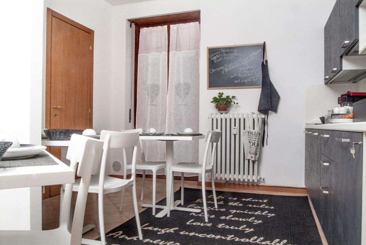 CityWalls Guest House Bergamo Esterno foto